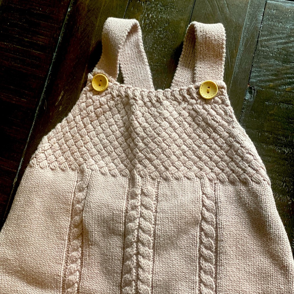 Cute romper 2t 24months
